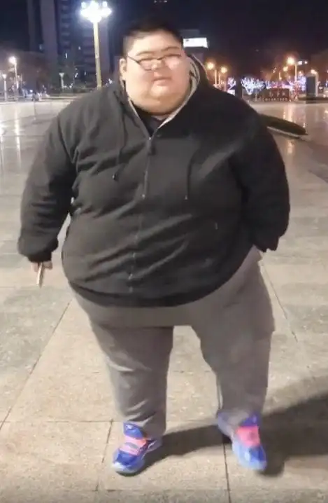 668斤王浩楠复胖40天减重22kg网友丑了吧唧的别卖萌