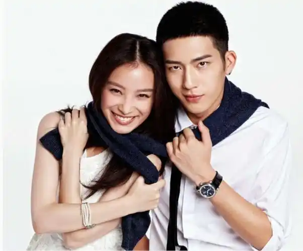 井柏然倪妮感情有变疑似分手娱乐圈情侣的感情变化无常 都是演戏