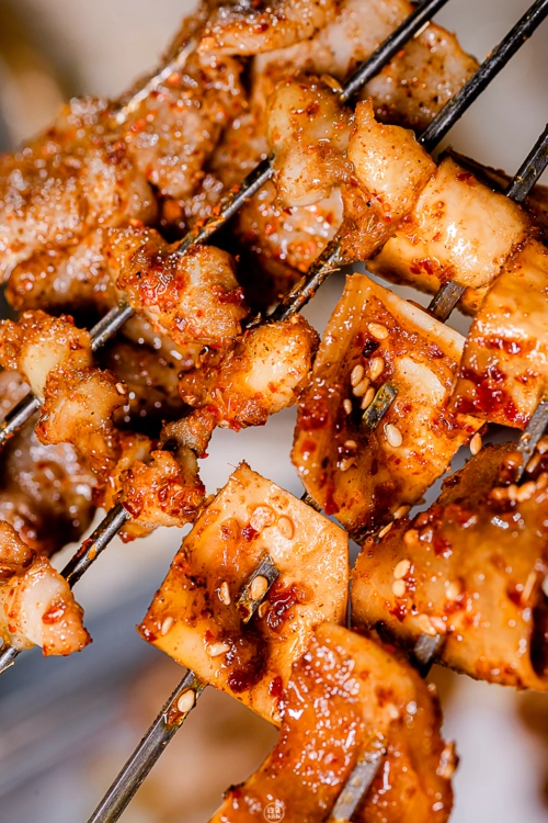 98元100个烤串藏在查旧这个大院里的烧烤太实在