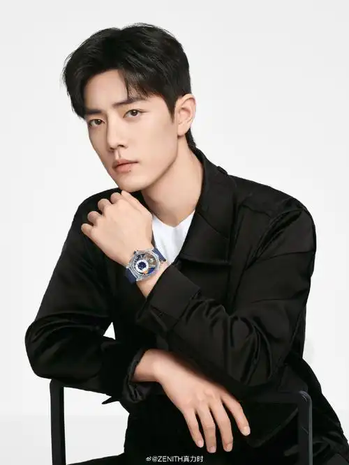 肖战又贵了##肖战花灰色西装写真