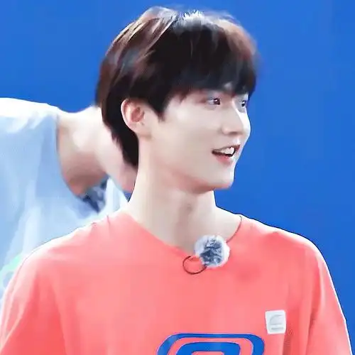 这个冬日让周柯宇的笑容温暖你的心