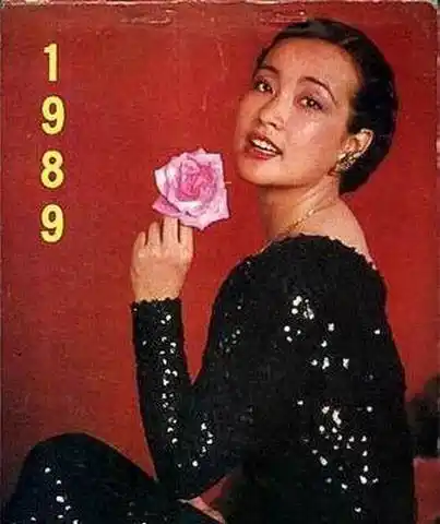 和刘晓庆合作的都是大明星:和王心刚合作《南海长城》,和唐国强合作