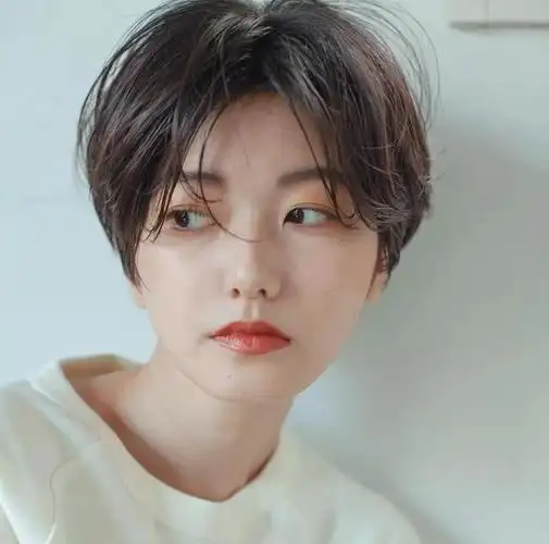 2021款短发,应该这么剪.