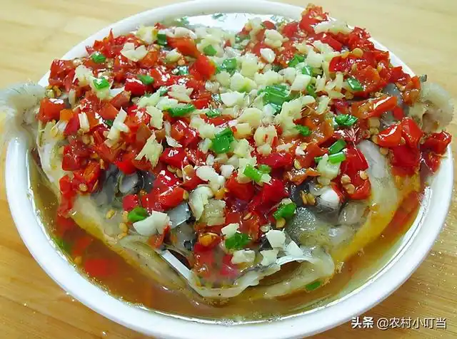 湖南十大经典传统名菜剁椒鱼头