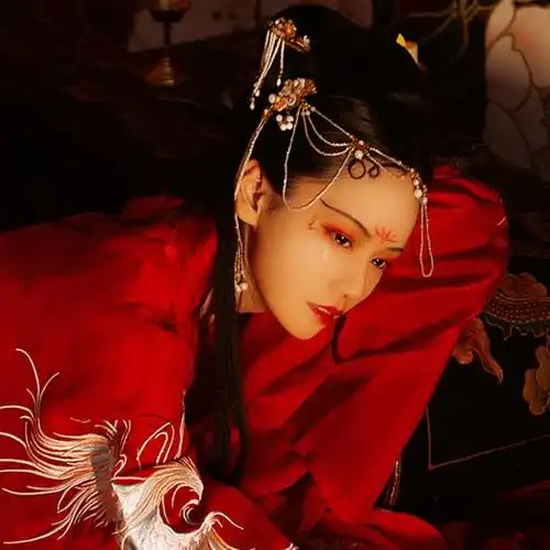 忆别离古风红衣女生头像图片