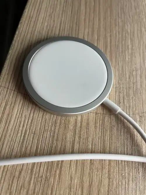 apple magsafe 无线充电器 手机磁吸充电器 支持iphone 12 15w快速
