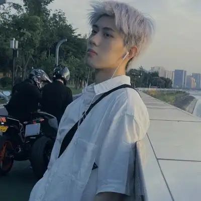 2021年最帅的头像男生真人高清图片