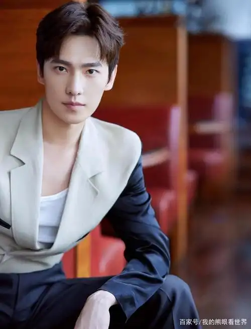 俊朗帅气,温润如玉的杨洋!