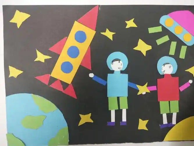 一年级几何图形拼贴画