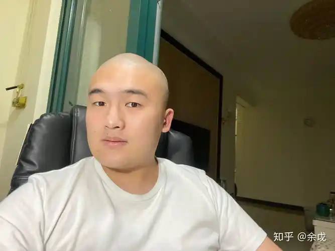 剃光头对男生的影响有多大