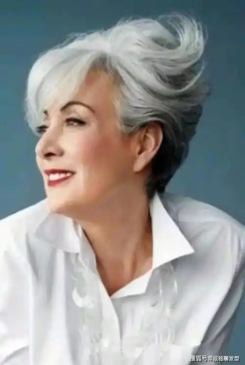 原创上了年纪白发再多也别染学学这些老人的发型时髦洋气又显年轻