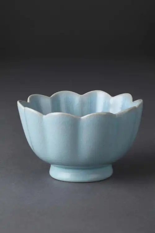 仿宋代汝瓷莲花温碗