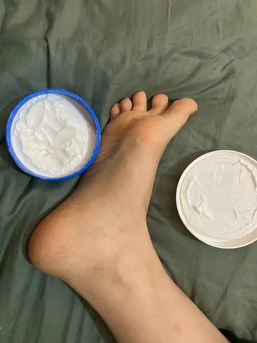 专属脚丫子的南非小蓝罐