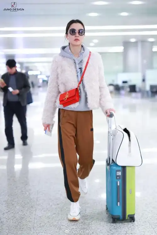 明星时尚.机场街拍
