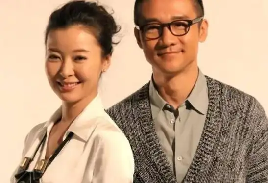 她捧红李亚鹏被背叛51岁独身未再嫁