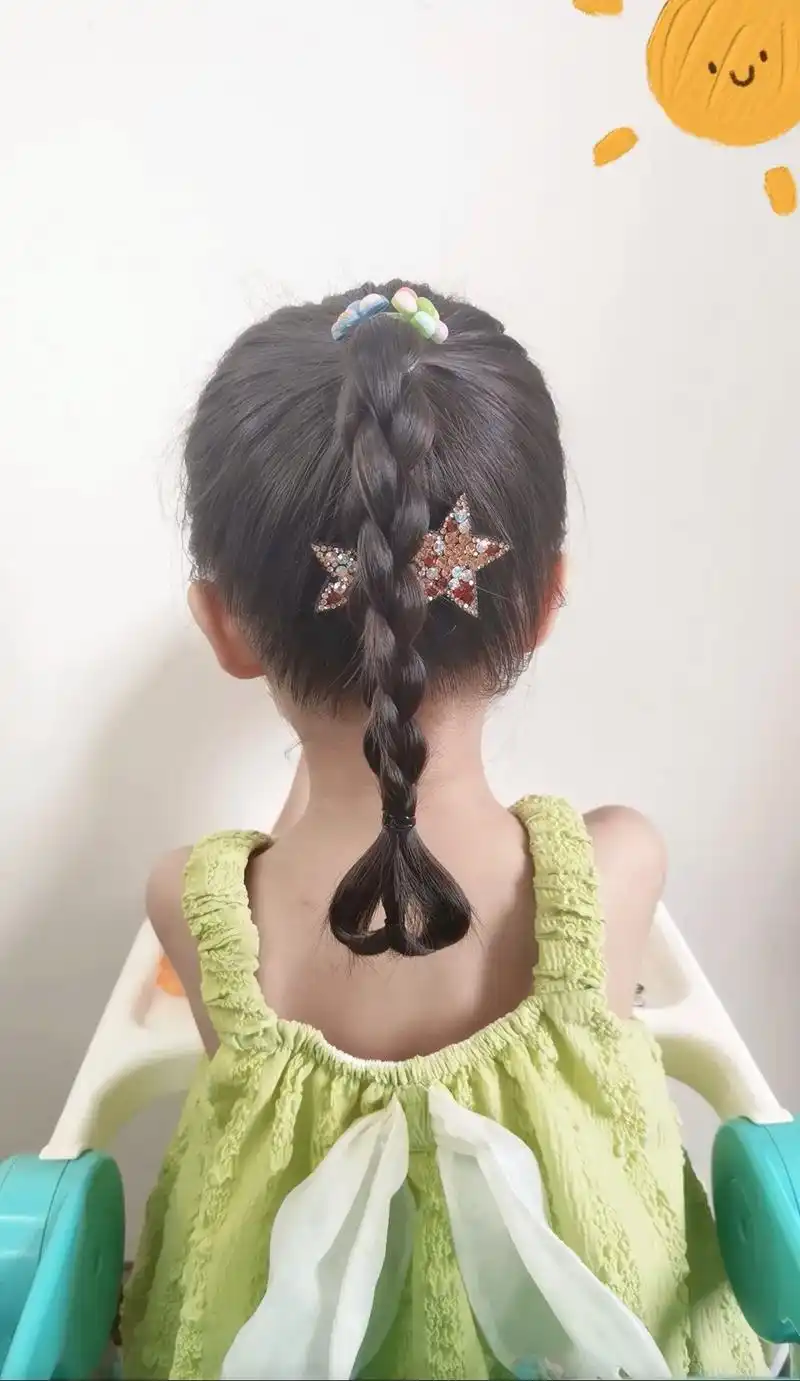 抖音图文来了 扎马尾太单调,试试扎这个四股 - 抖音