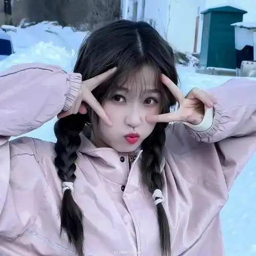 内娱明星头像大户##虞书欣