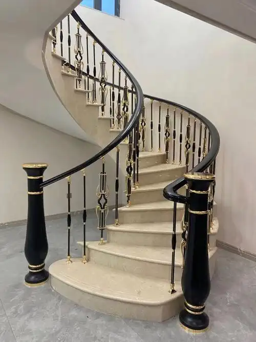 美好的东西总是有它的价值铝镁合金立柱楼梯扶手 木扶手面#楼梯扶手