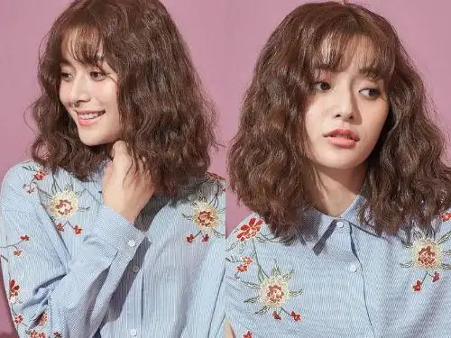 什么样的短发小卷烫发不显老