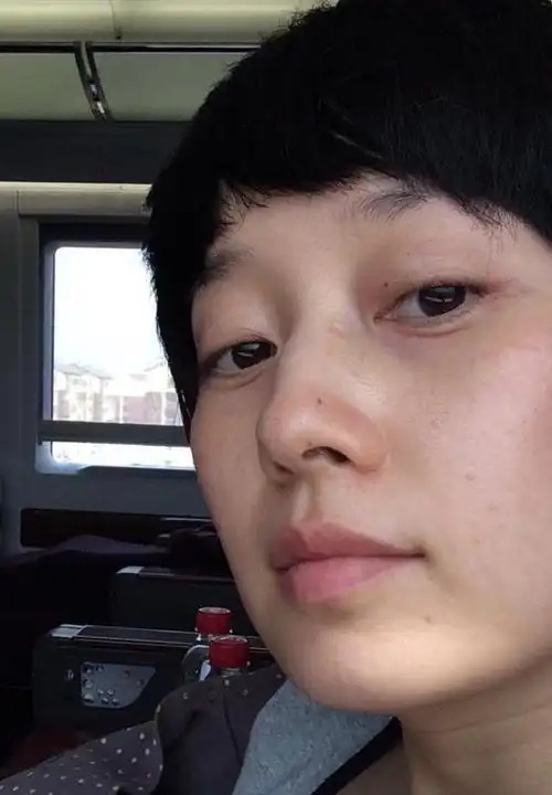 这10张素颜照片,马伊琍比袁泉保养得好,但论气质还是袁泉赢了