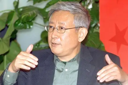 曹景行:偶然事件中的忧思