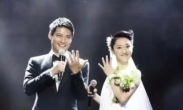 被誉为"凡间精灵"的周迅,历经情殇,40岁高调结婚,6年后情断