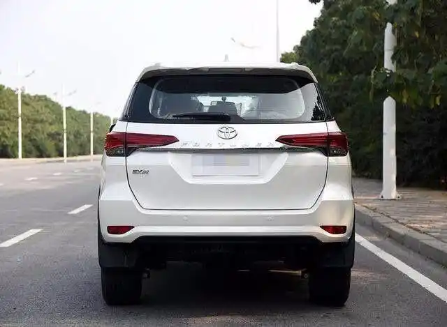 20款丰田穿越者2.7硬派小越野现车优惠抛售