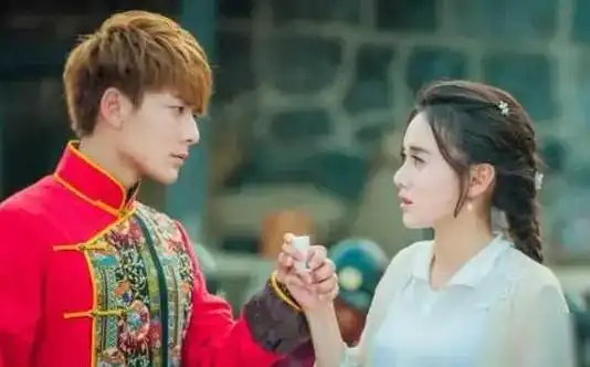 旋风少女阔别9载令人感叹其中3位男主角相继崩塌女主