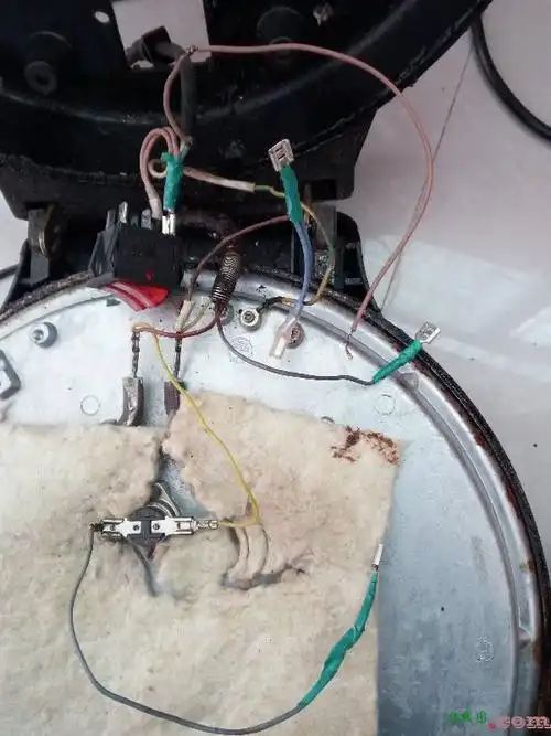 电饼铛的开关示意图-220v电饼铛开关接线图