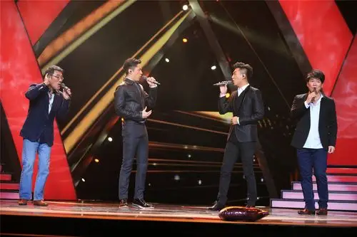 [明星爆料]靳东,胡歌东方卫视跨年同台演出 李宗盛愿为"靳歌"写歌