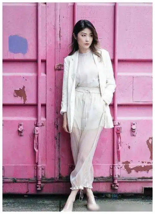 陈慧琳身世豪门绯闻终结心系一人身价达百亿