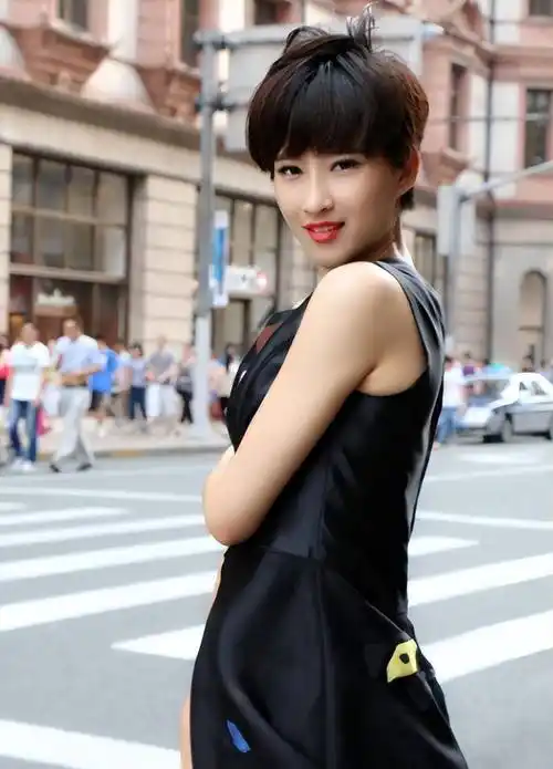 奚望:在继父刘之冰的支持下任性离婚,带着女儿的她,怎样了_茹萍_生活