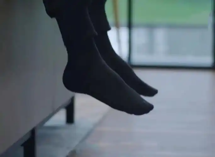 刘昊然脚脚可爱