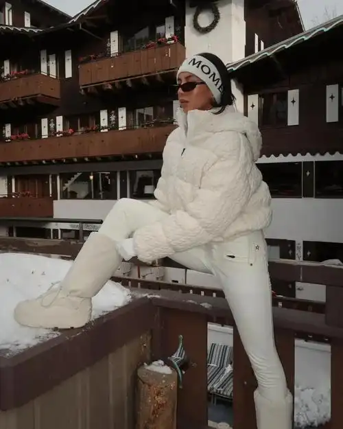 听尔滨一句劝别穿雪地靴来