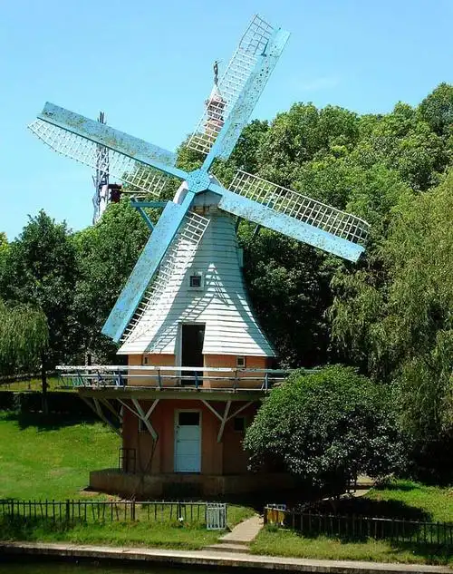 长沙市世界之窗景区荷兰风车地址公交查询