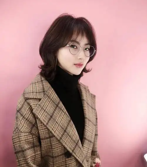 胖脸大圆脸发型选不好要"吃藕" 适合胖圆脸的发型这几款很流行