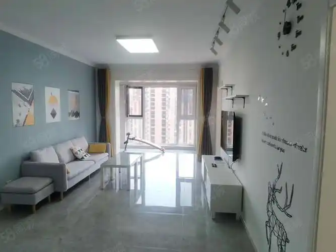 金地南湖艺境一期3室2厅1卫电梯房精装修98平米