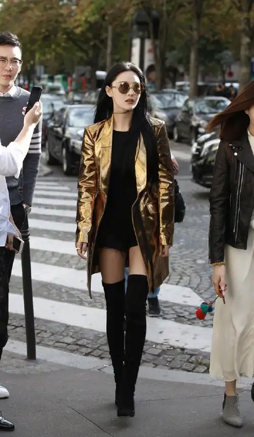 张馨予发十年前照片