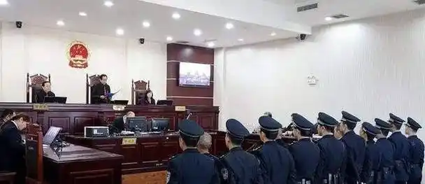 青海母亲燕志云:虐死6岁女儿判刑7年,出狱后挖其骨灰踩踏泄愤