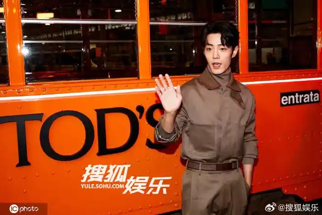 肖战看秀look##肖战比赞##肖战排面##肖战米兰看秀登世趋第一