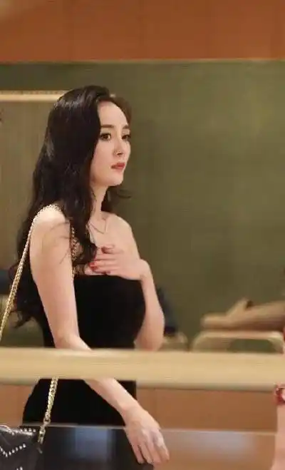 散了吧,杨幂组过的cp加起来能绕地球一圈,魏大勋段位还不配官宣_恋情