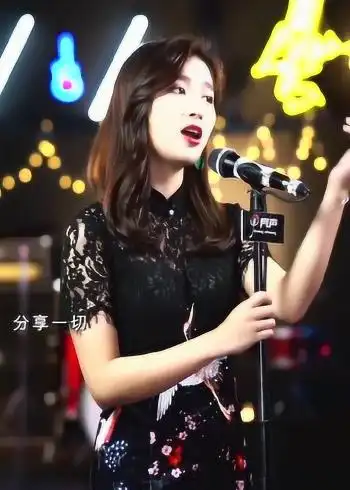 亮声王晴送上一段粤语经典春光乍泄希望你们喜欢