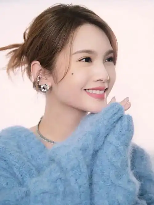 炼金术师 的想法: 歌手——杨丞琳 | 杨丞琳(rainie yang),1984年6月4