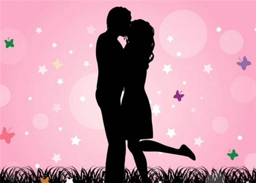 拥抱的恩爱情侣图片_和你拥抱很幸福快乐