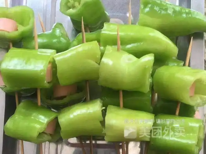 炸青椒小肉肠图片