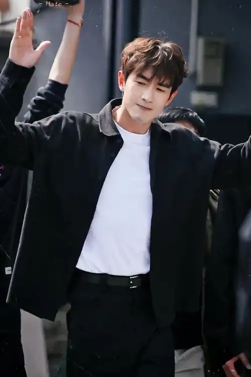 林更新 怪我没张口##林更新没有技巧就是硬帅