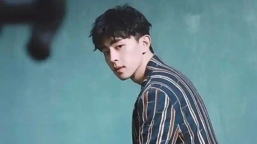 关于初恋是什么,我想邓伦可以告诉你,承包邓伦的笑容!