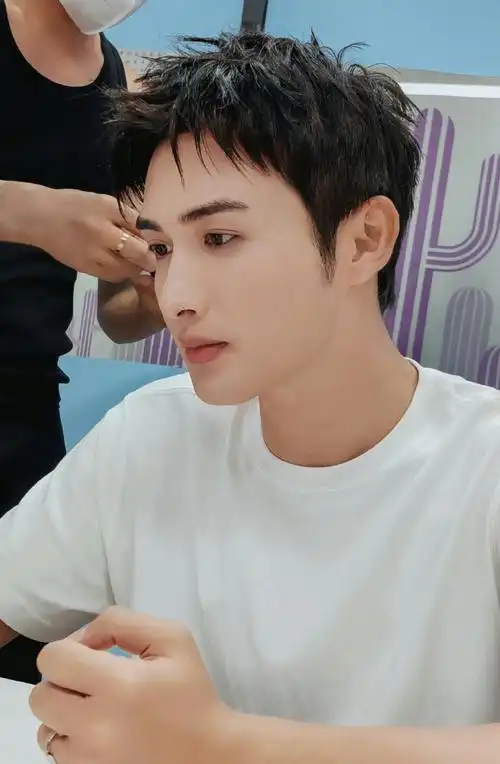 #这居然是张彬彬啊#