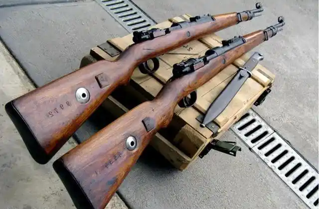 98k步枪已经淘汰,但仍有支部队在使用,他们保护人类的未来