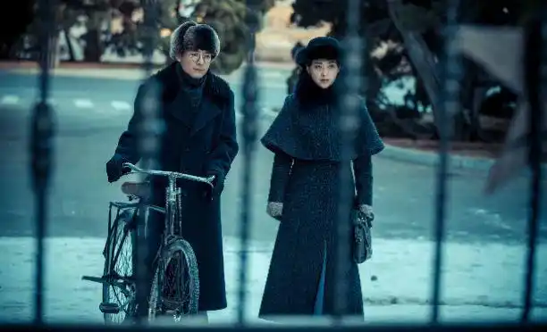 谍战剧《面具》热播 祖峰再度"潜伏"直言角色最像自己